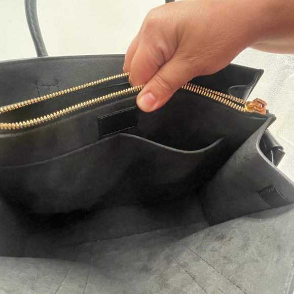 Louis Vuitton Handbag - Picture 15 of 16